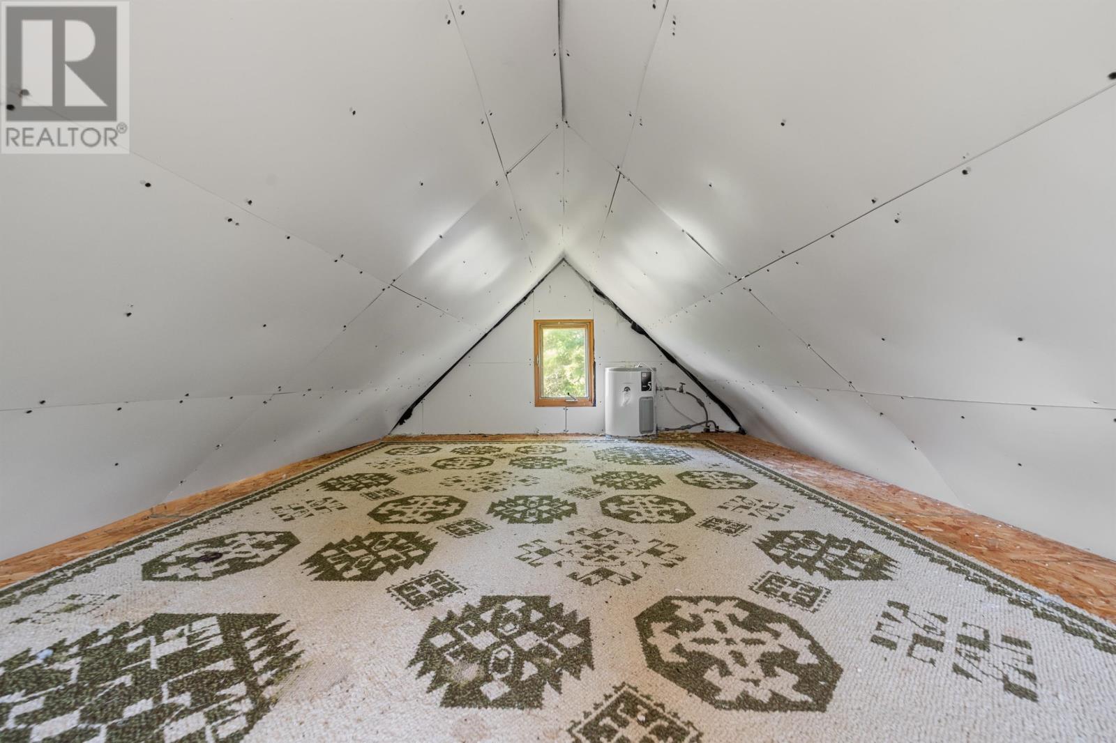 23 Hennebury Road - 22