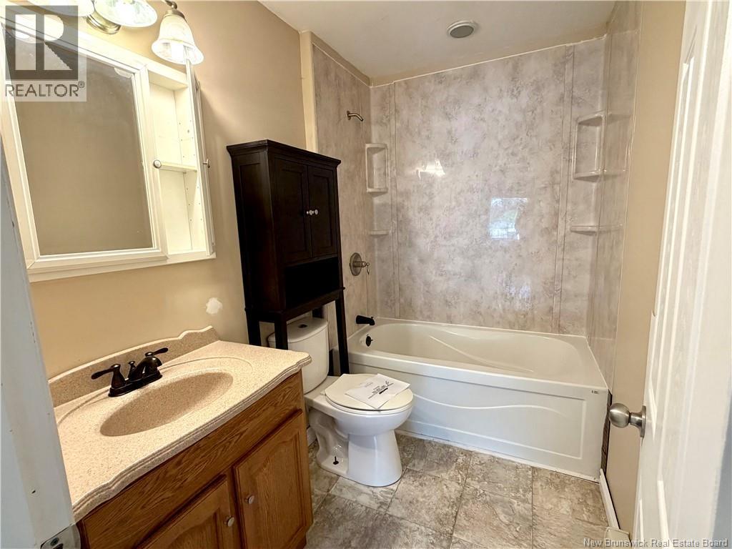 105 Beaverbrook Avenue - 10