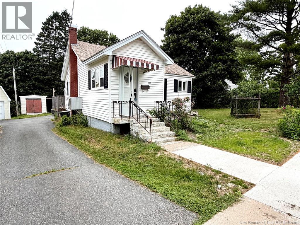 105 Beaverbrook Avenue - 21