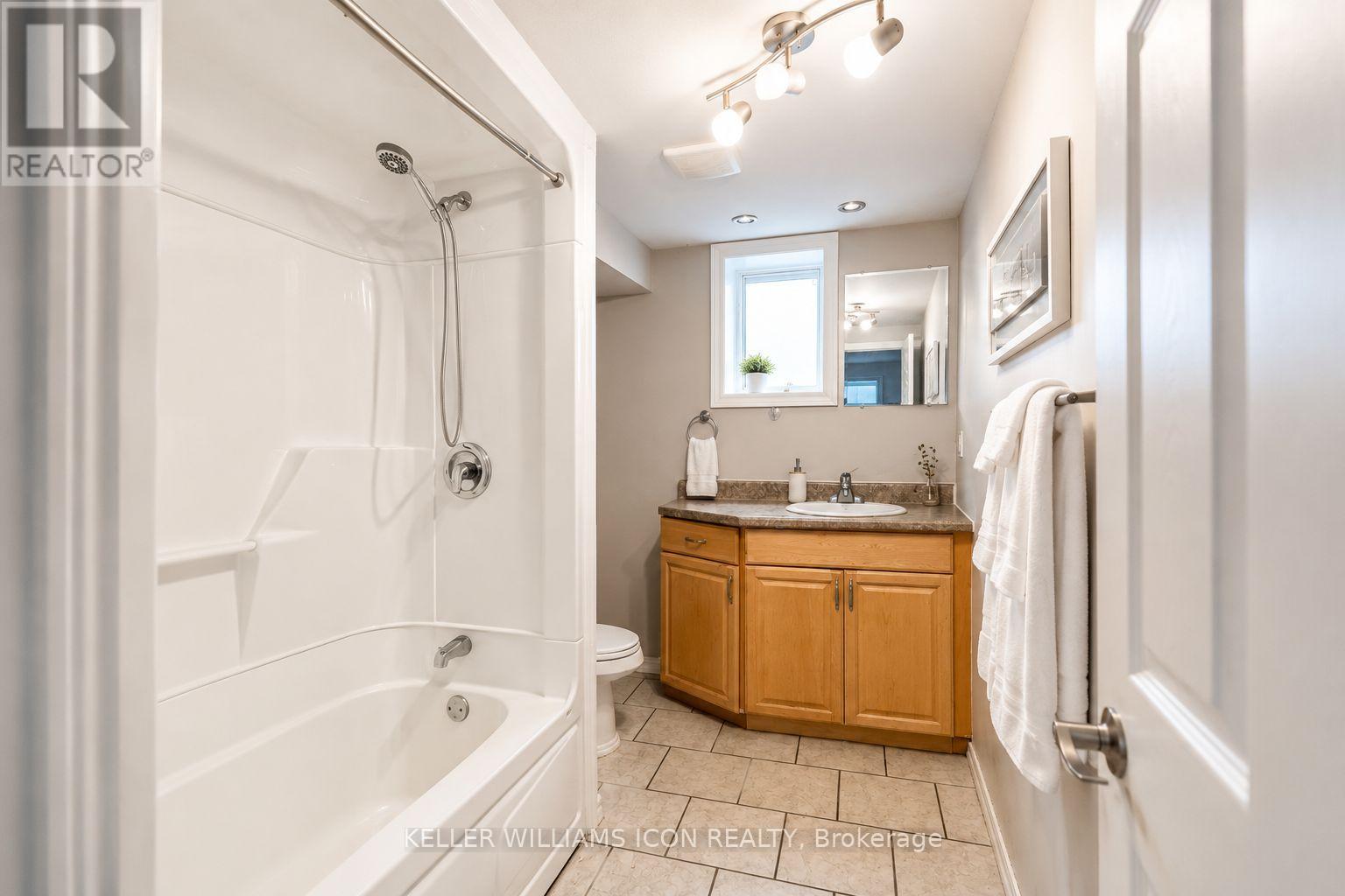 313 SAVARD AVENUE - 35