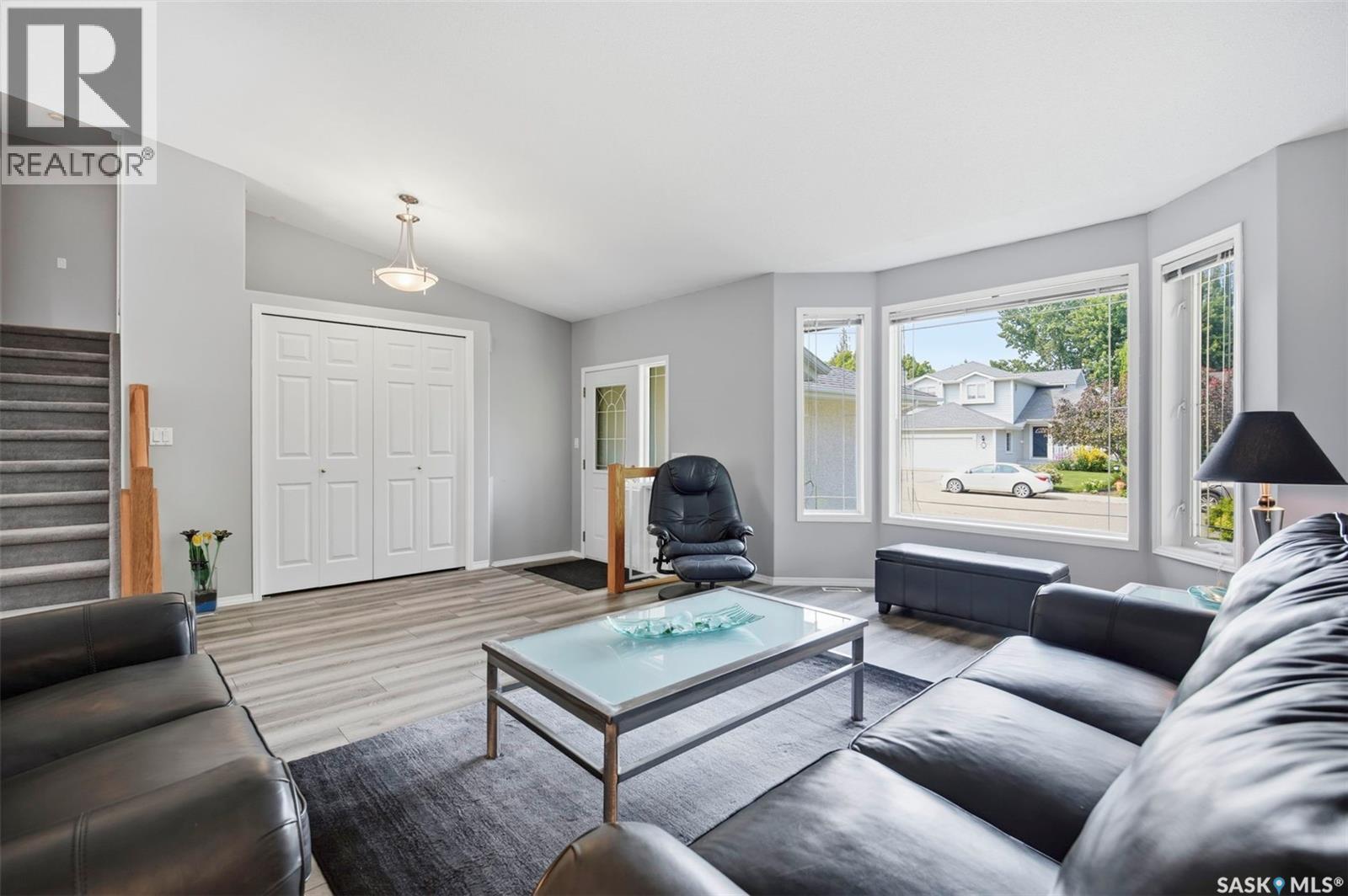 174 Hinitt PLACE - Image 5