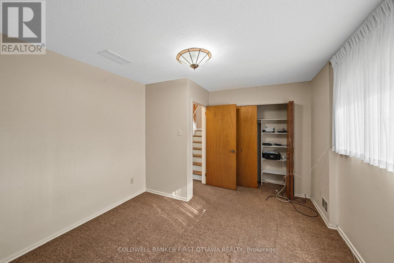 3 Bed, 2 Bath House for Sale in Ottawa – 5310 MCLEAN CRESCENT, Ottawa – MLS# X13648700 - Image 22