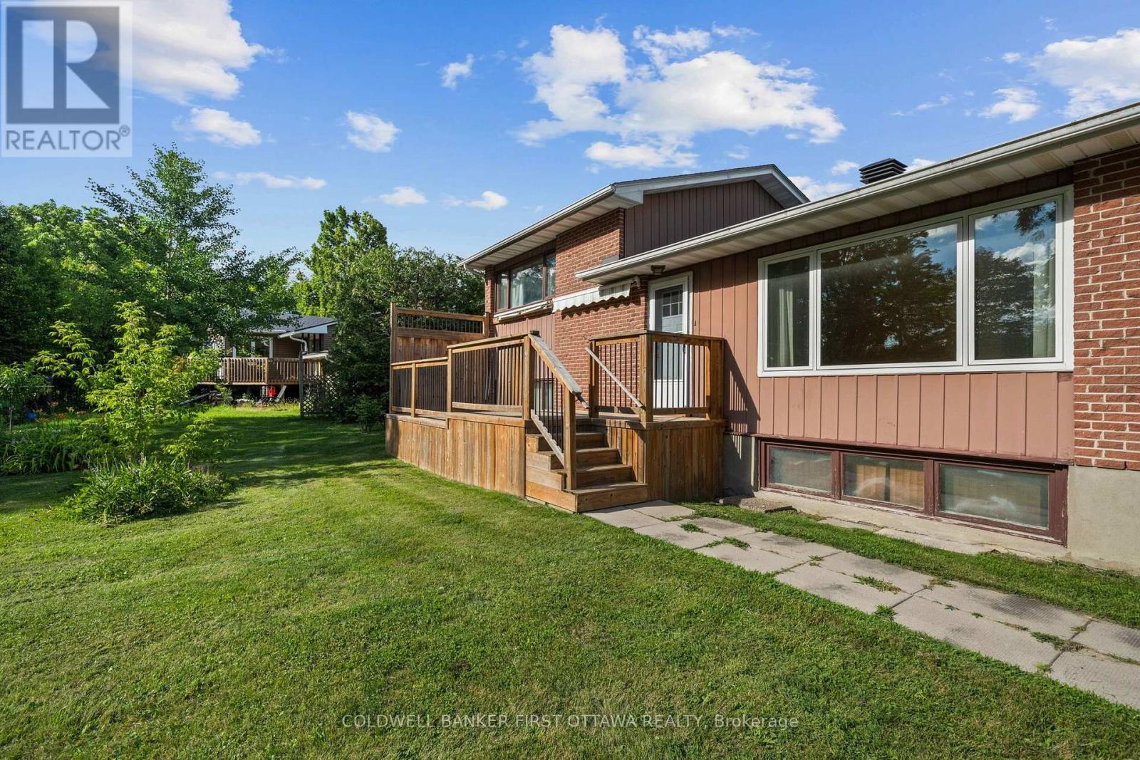3 Bed, 2 Bath House for Sale in Ottawa – 5310 MCLEAN CRESCENT, Ottawa – MLS# X13648700 - Image 32