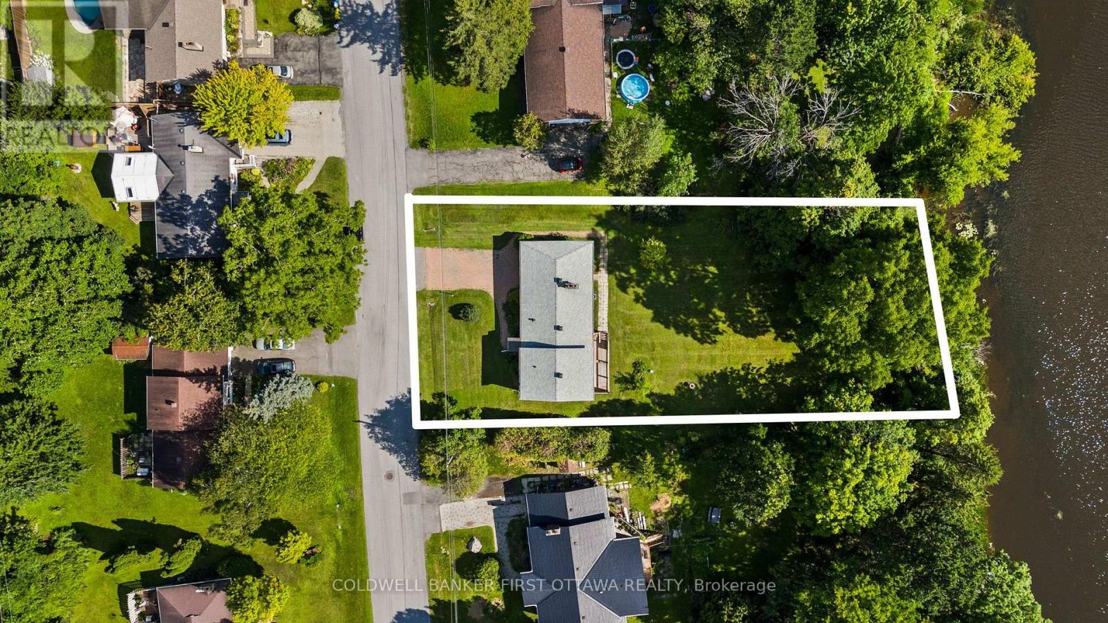 3 Bed, 2 Bath House for Sale in Ottawa – 5310 MCLEAN CRESCENT, Ottawa – MLS# X13648700 - Image 36