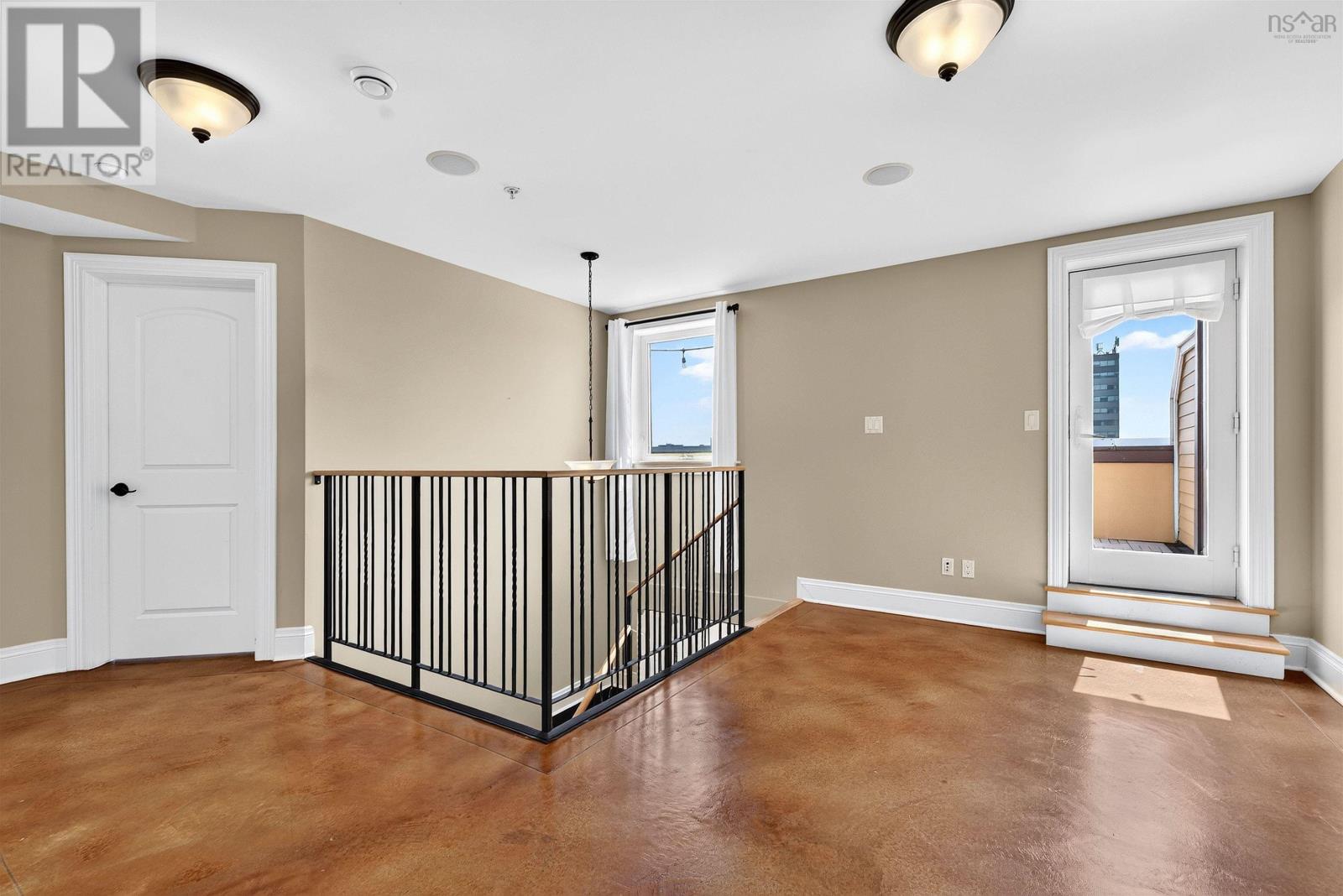 Property 30 of 49 of 503 70 Ochterloney Street