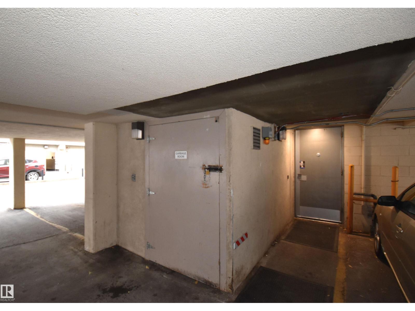 #608 10021 116 ST NW - Image 24