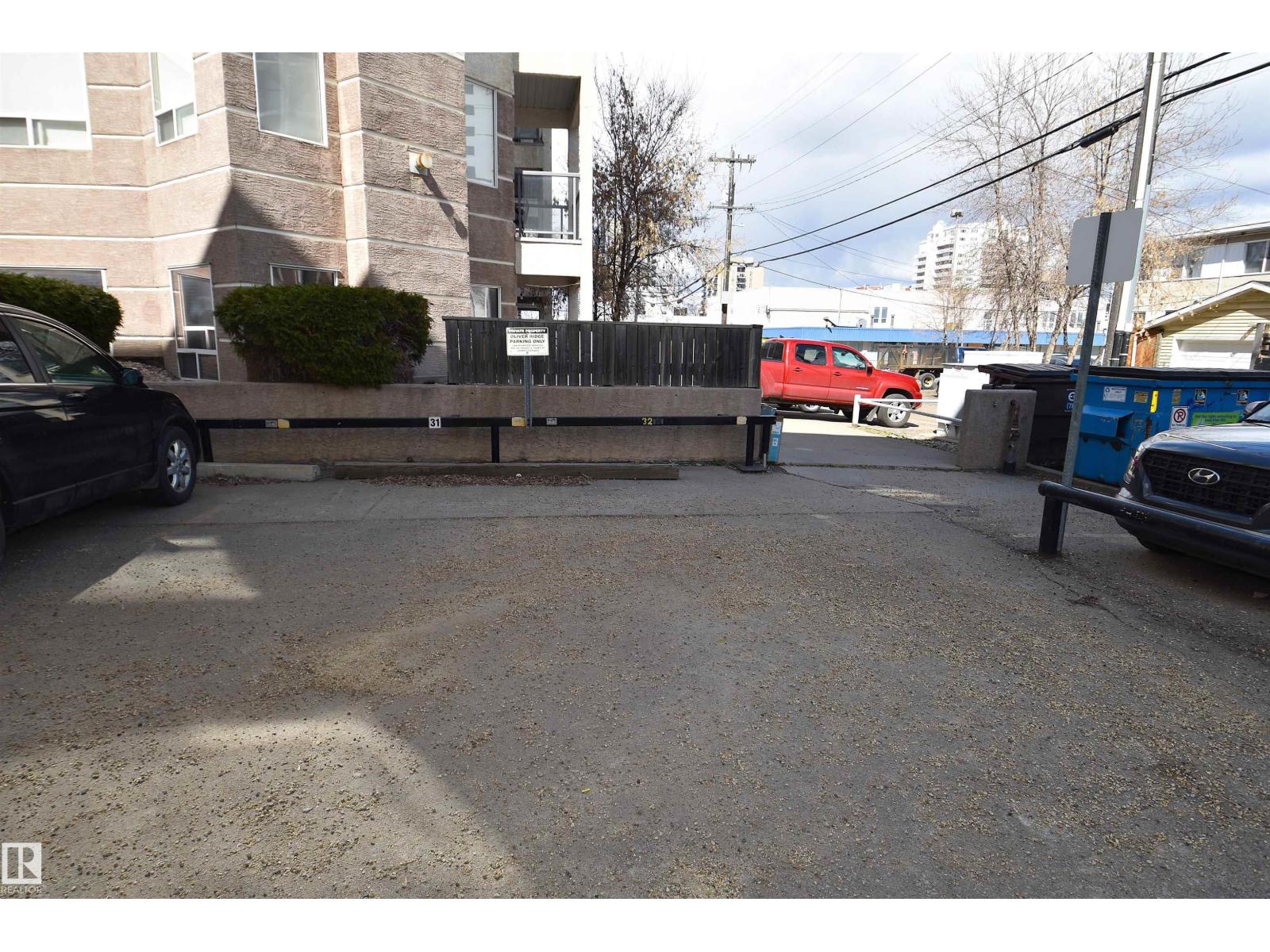 #608 10021 116 ST NW - 25