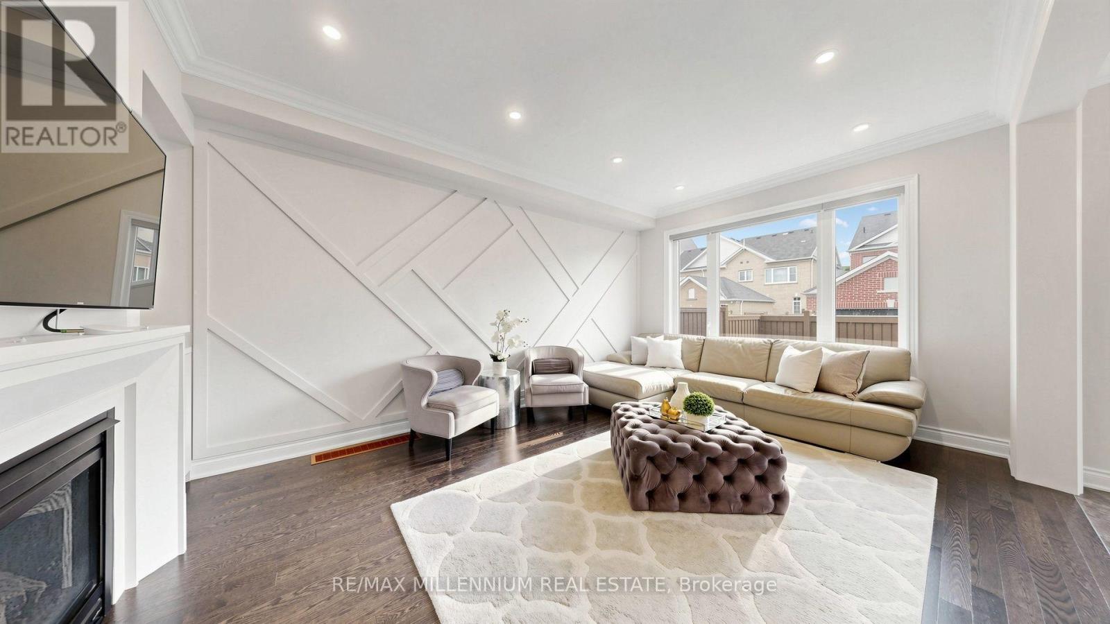 353 MOODY DRIVE - 49