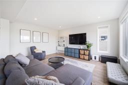 357 Atlas Crescent, Winnipeg, MB R2V5C1 Photo 13