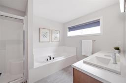 357 Atlas Crescent, Winnipeg, MB R2V5C1 Photo 28