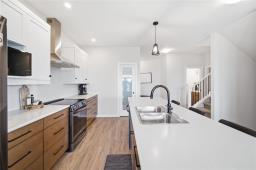 Laundry room - 357 Atlas Crescent, Winnipeg, MB R2V5C1 Photo 10