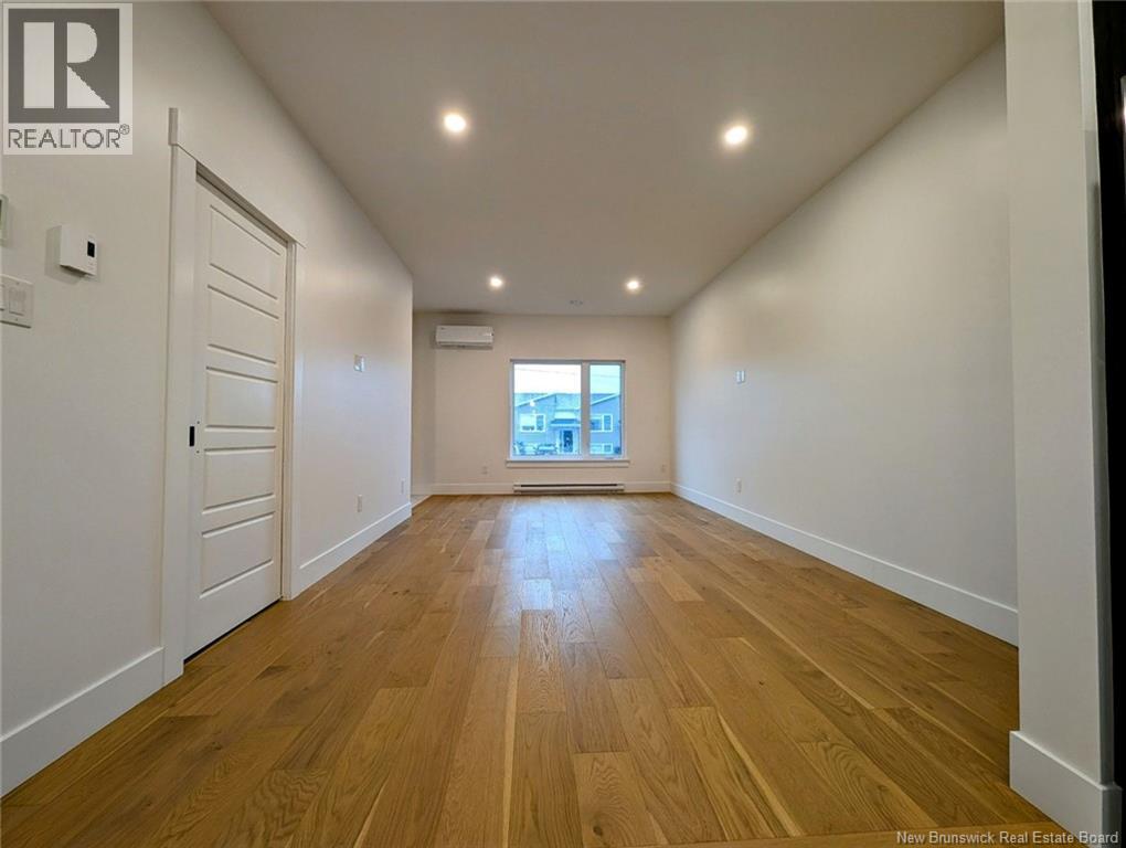 124 Ernest Street, Dieppe — photo 2