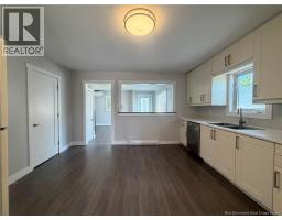 91 Purdy Avenue, photo 6