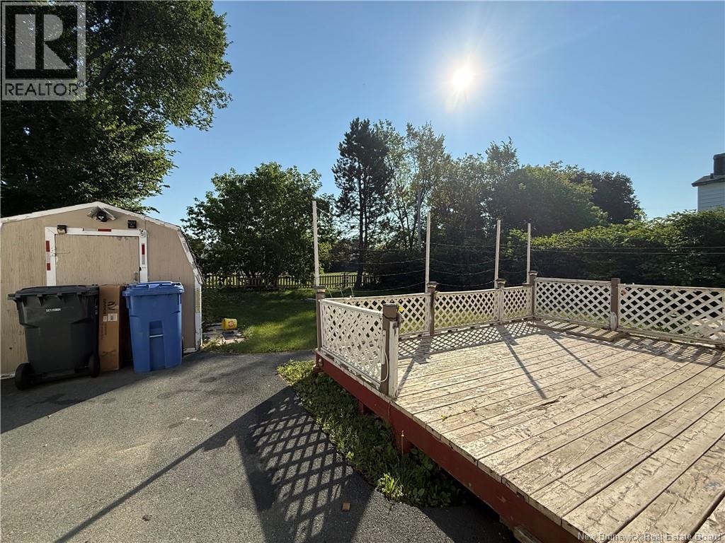 39 Warren Avenue - 38