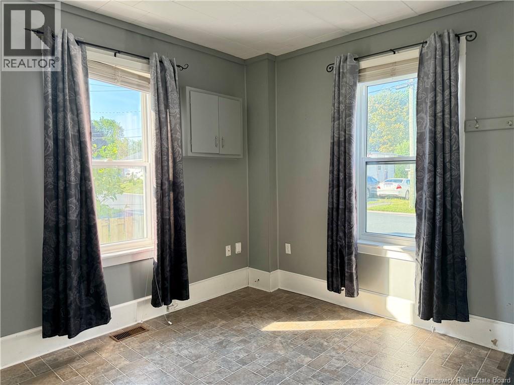 39 Warren Avenue - 7