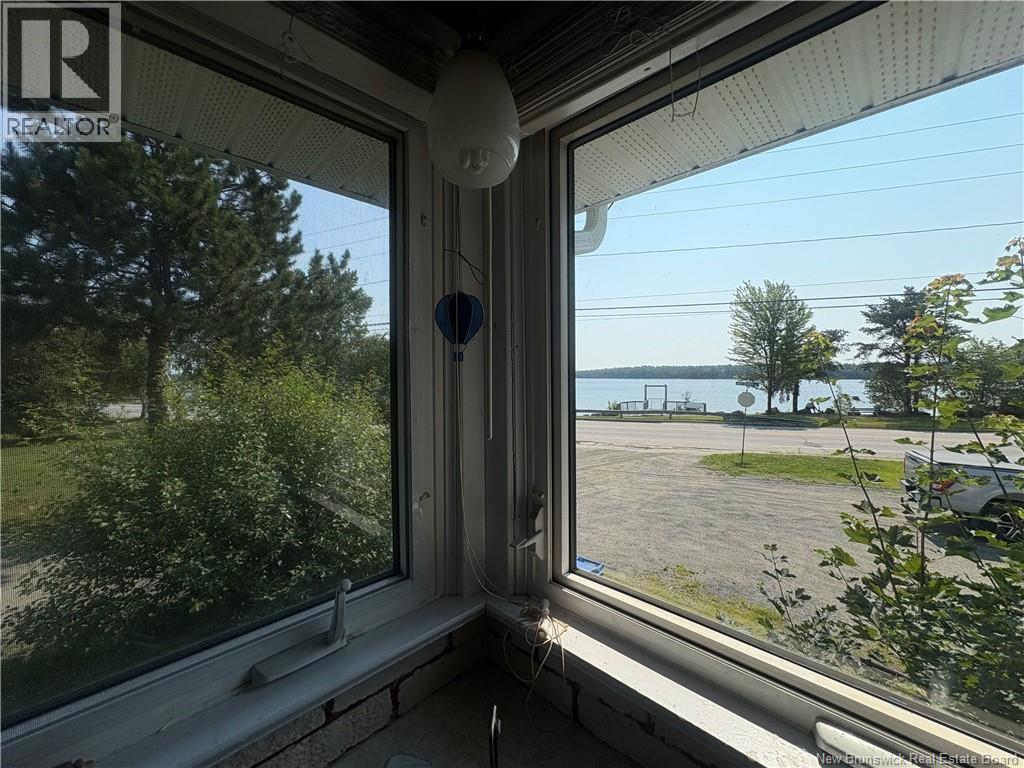 233 KING GEORGE, Miramichi — photo 2
