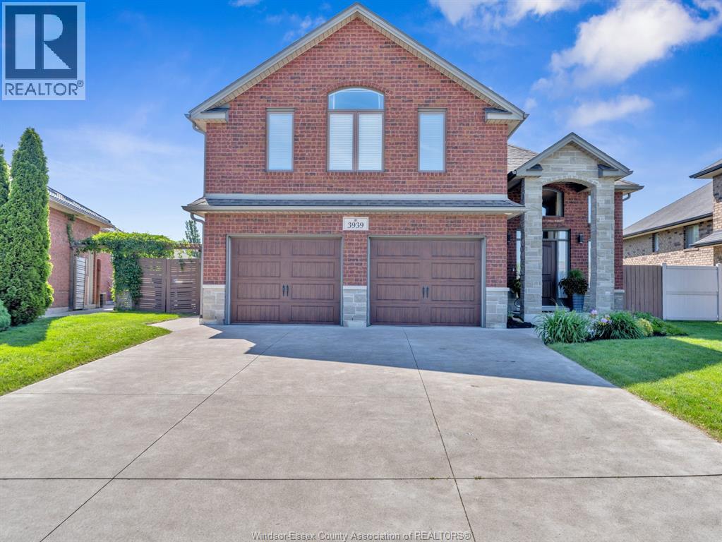3939 WILDWOOD DRIVE - 1