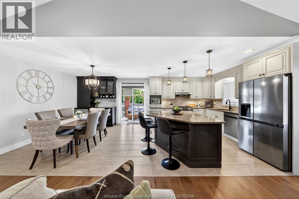 3939 WILDWOOD DRIVE - 13