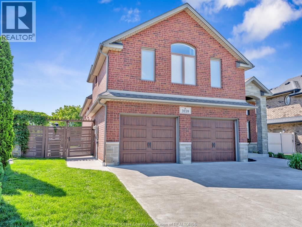 3939 WILDWOOD DRIVE - 2
