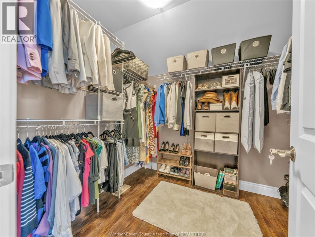 3939 WILDWOOD DRIVE - 21
