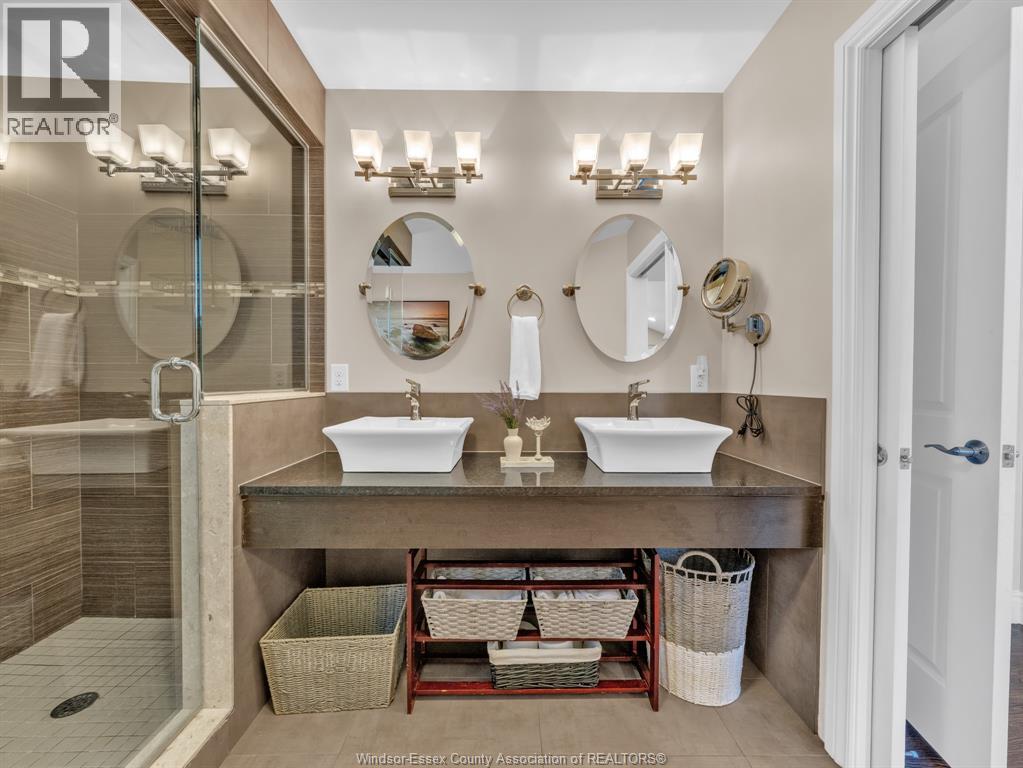 3939 WILDWOOD DRIVE - 23