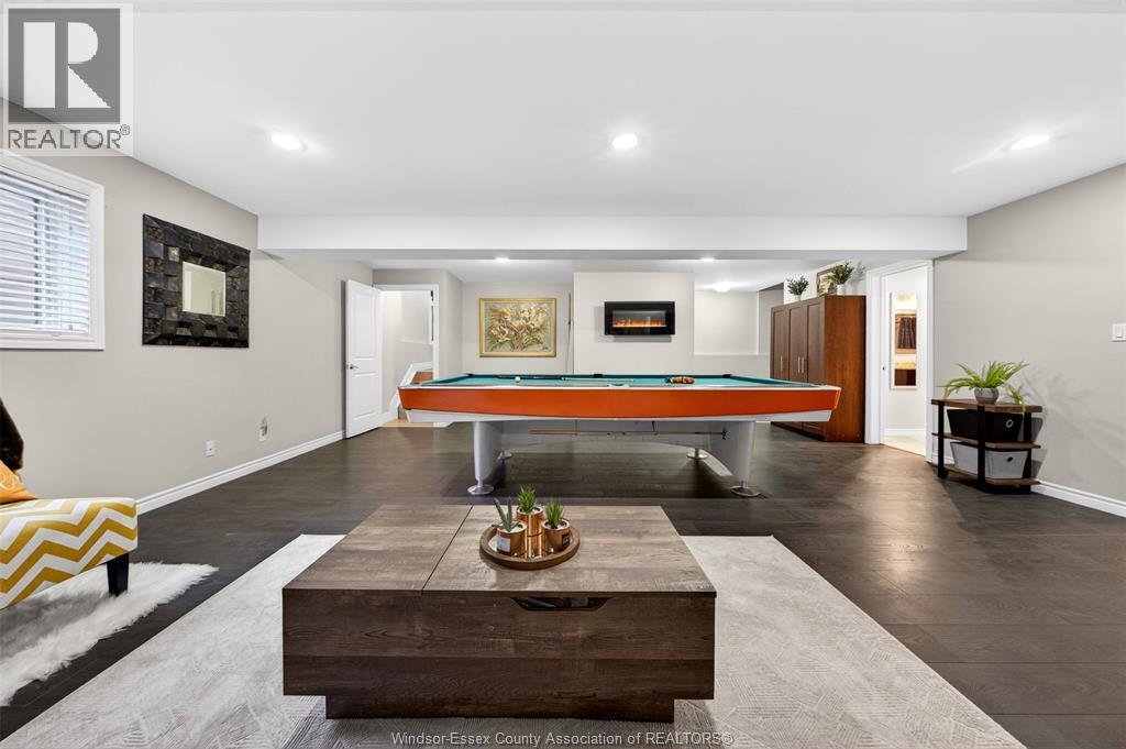 3939 WILDWOOD DRIVE - 27