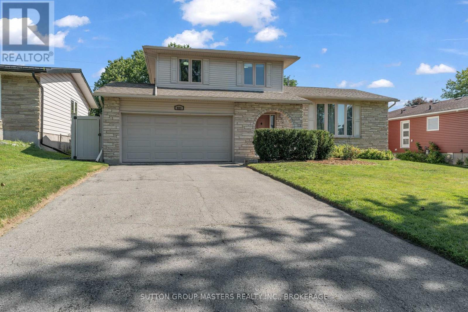 883 LUDGATE CRESCENT - 2