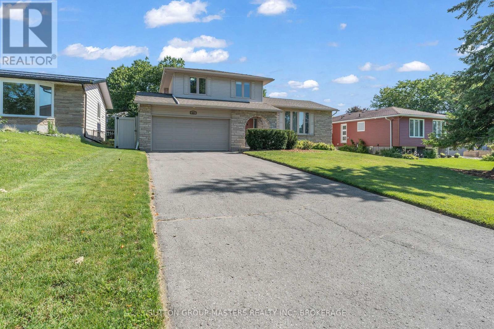 883 LUDGATE CRESCENT - 4