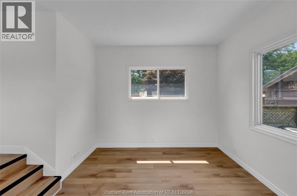59 Wiltshire DRIVE - 22