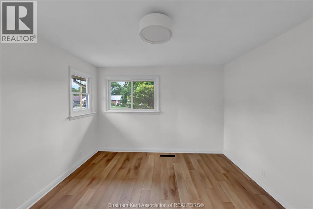 59 Wiltshire DRIVE - 27