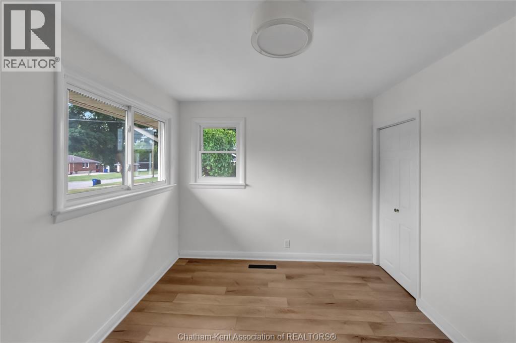 59 Wiltshire DRIVE - 29