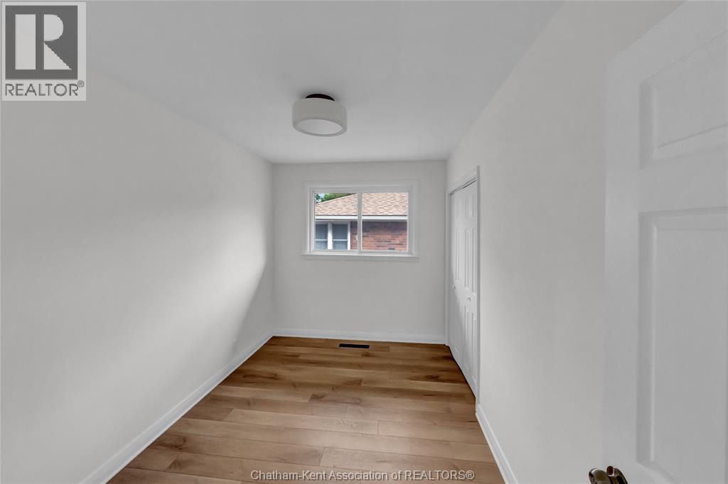 59 Wiltshire DRIVE - 30