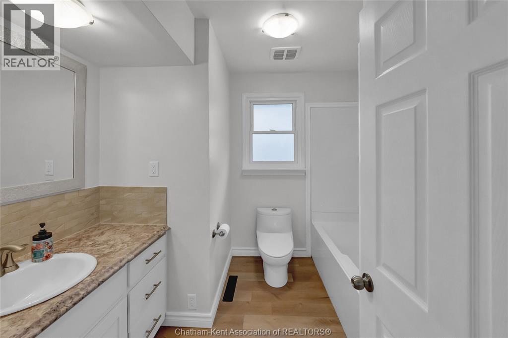 59 Wiltshire DRIVE - 32