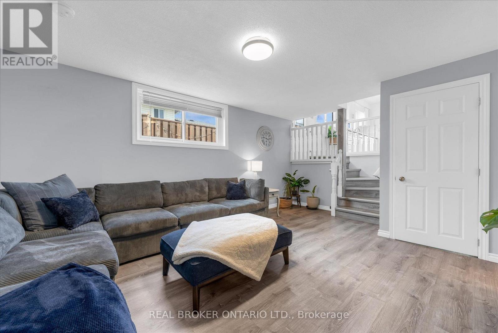 19 ACADIA DRIVE - Image 20