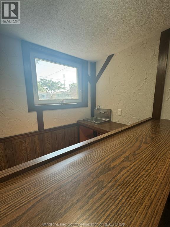 1860 Service ROAD - 26