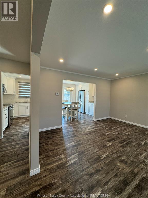 1860 Service ROAD - 4