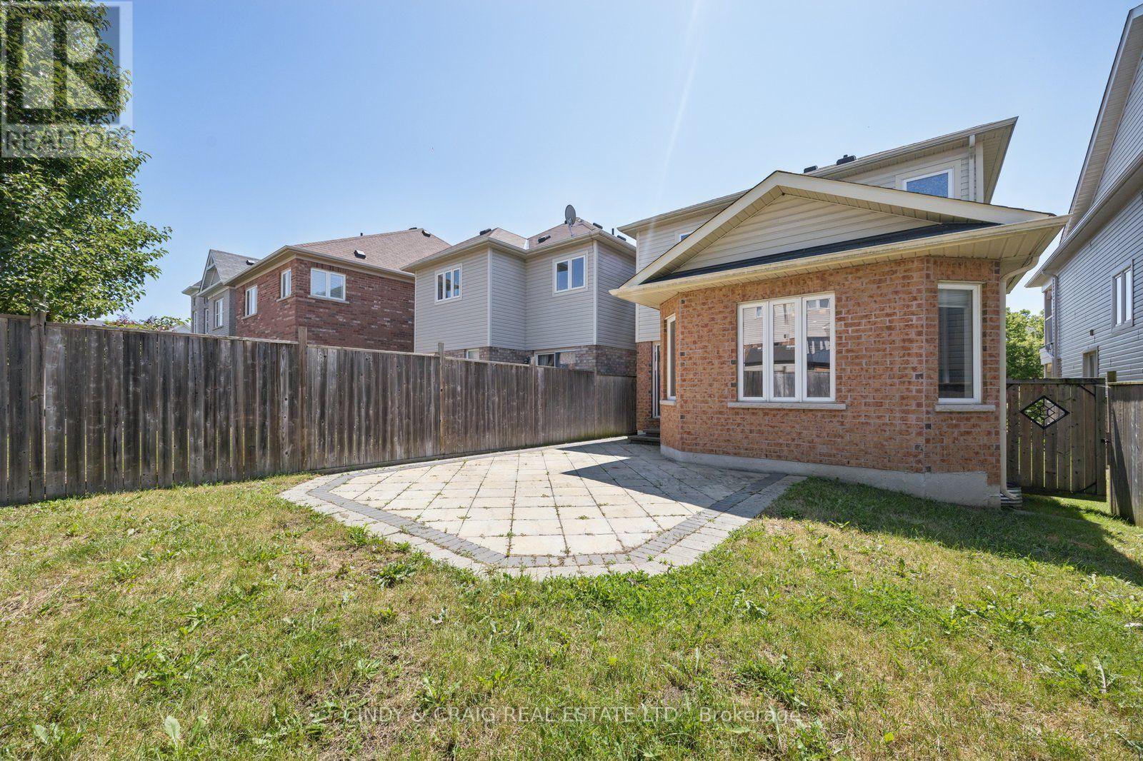 82 DEWELL CRESCENT - 16