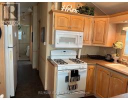 9 White Pines Trail, Wasaga Beach, ON L9Z1X7 Photo 13