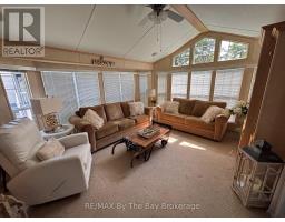 9 White Pines Trail, Wasaga Beach, ON L9Z1X7 Photo 16