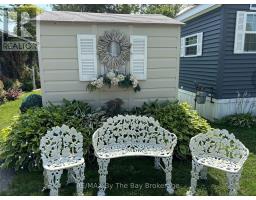 9 White Pines Trail, Wasaga Beach, ON L9Z1X7 Photo 6