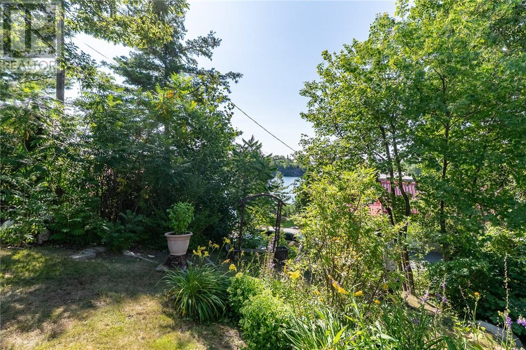 51 Maki Avenue - 36