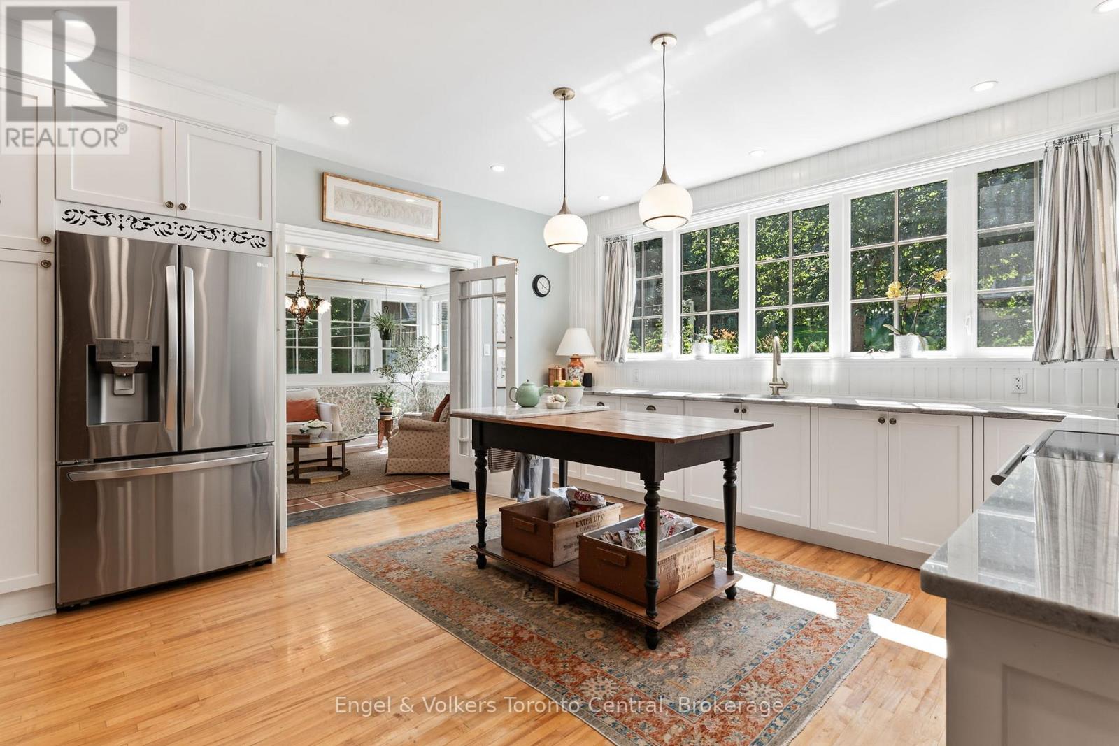 1050 4TH AVENUE W - Image 23