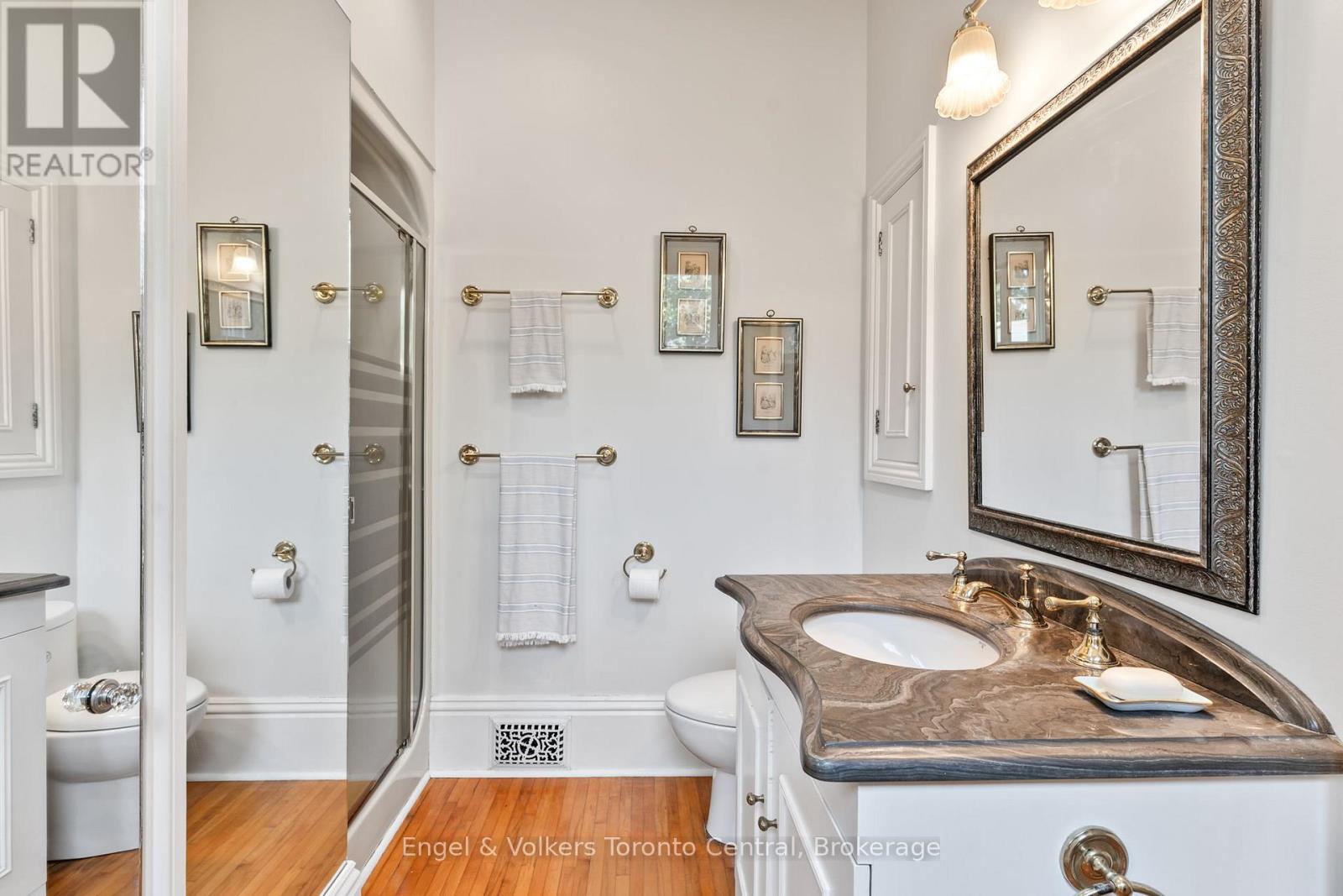 1050 4TH AVENUE W - Image 30