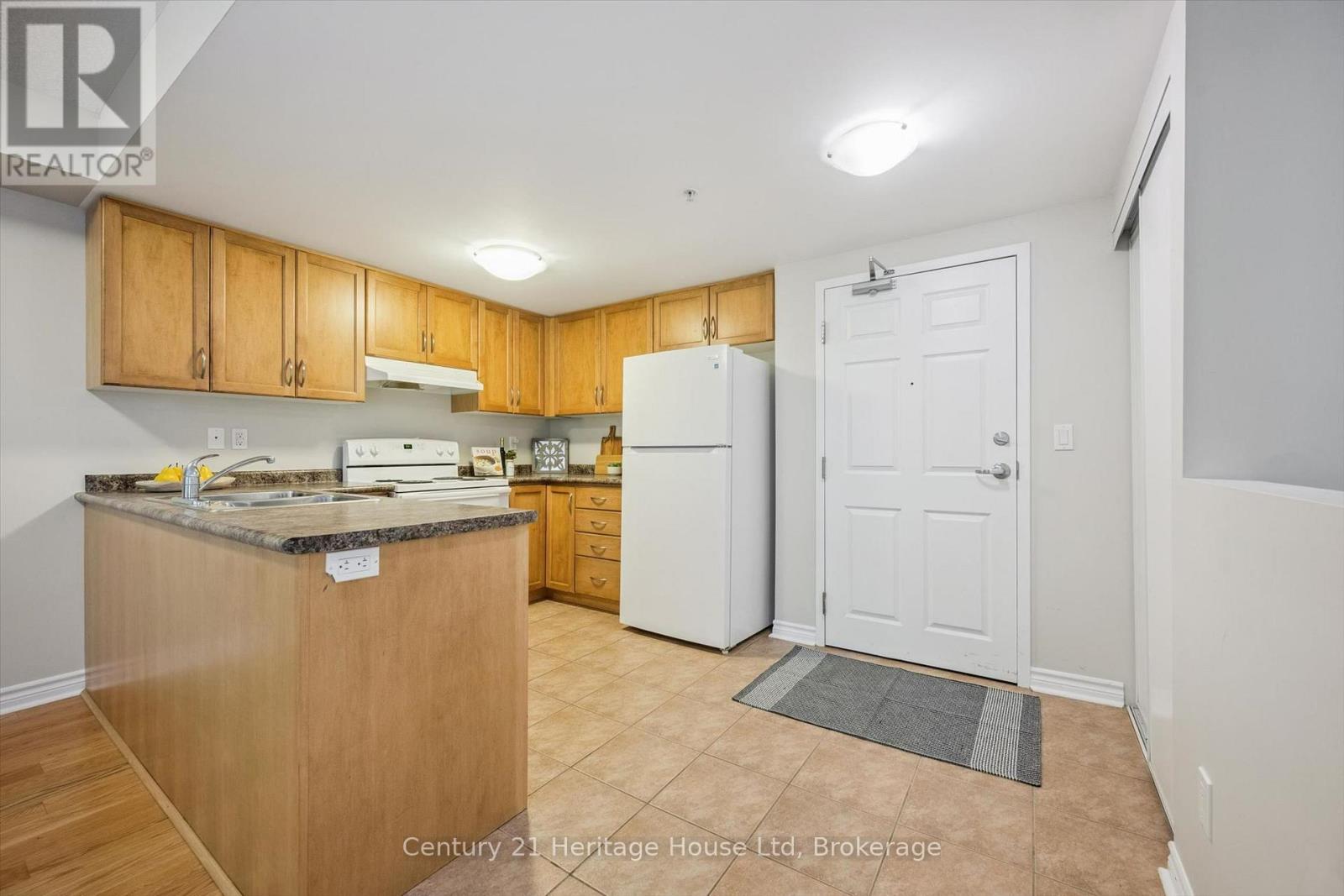 #302 625 ST DAVID STREET S - 10