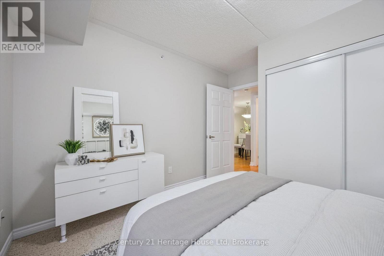 #302 625 ST DAVID STREET S - 21