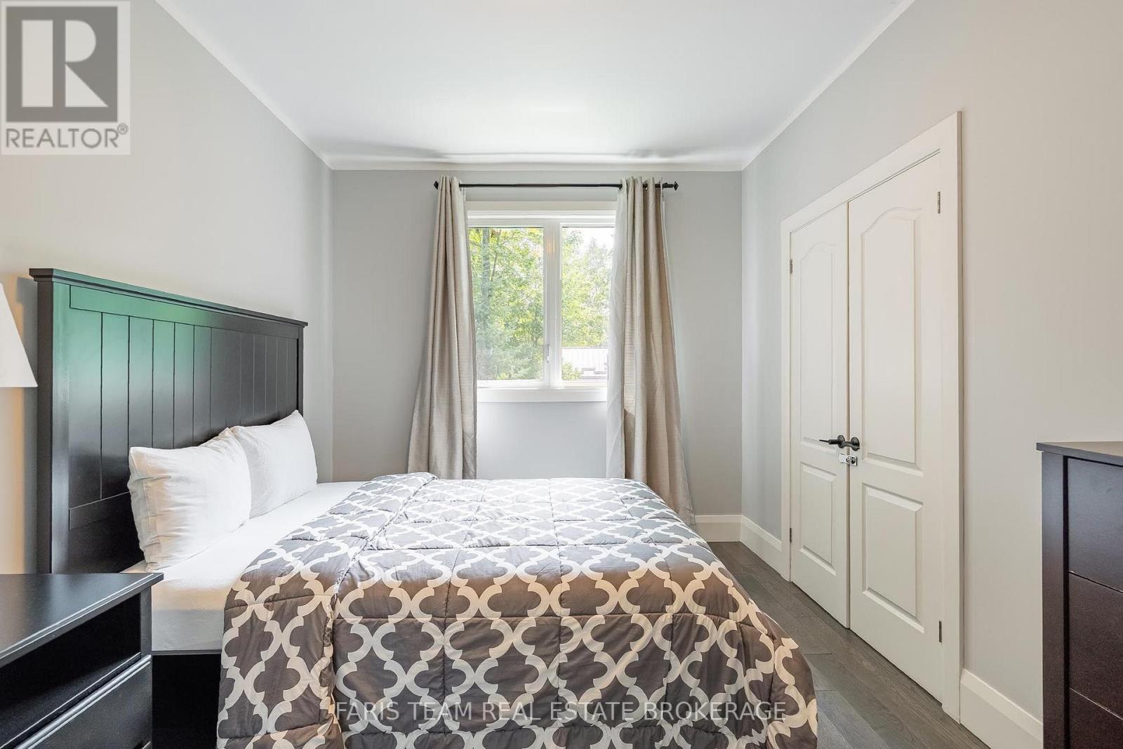 7 DUQUETTE COURT - 19