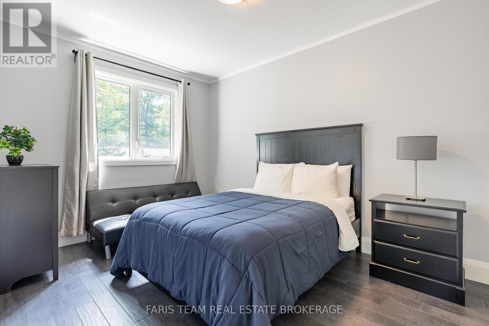 7 DUQUETTE COURT - 20