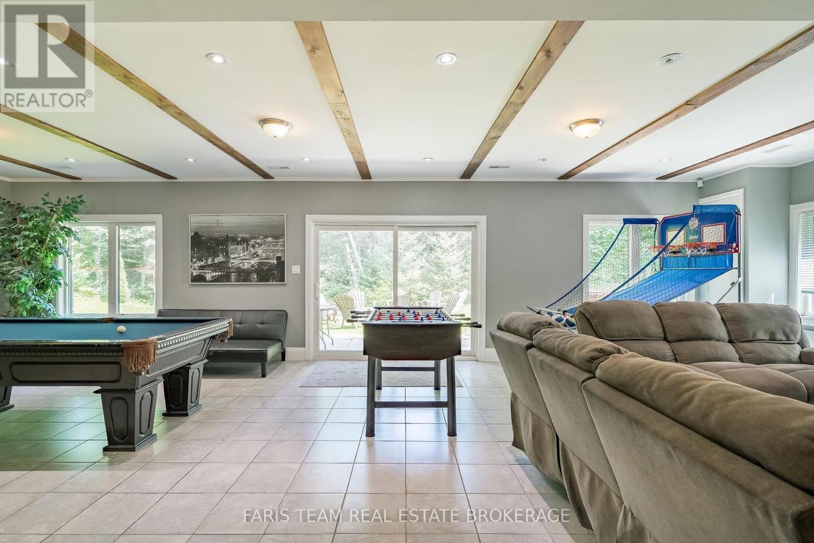 7 DUQUETTE COURT - 24