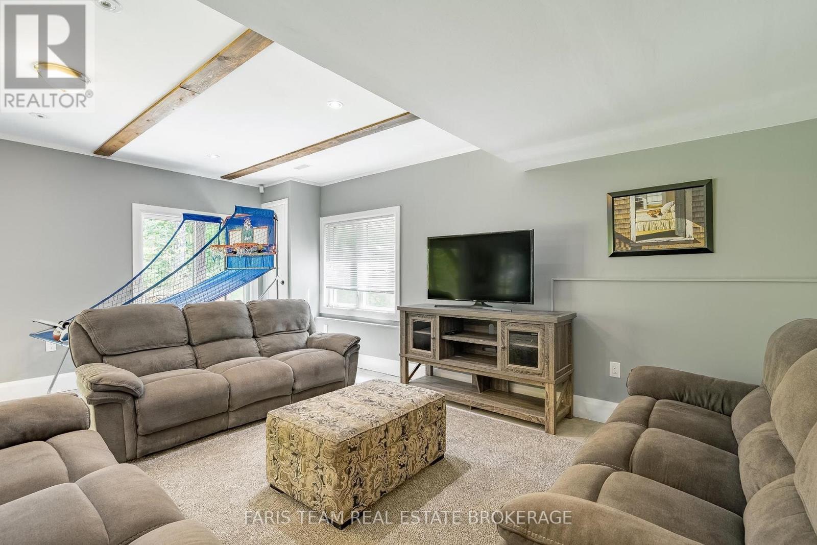 7 DUQUETTE COURT - 25