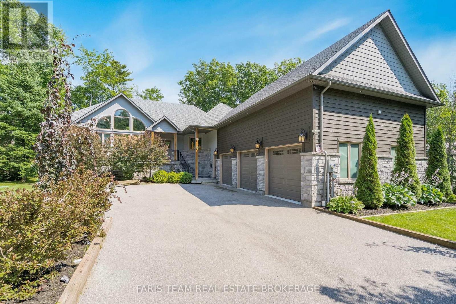 7 DUQUETTE COURT - 3